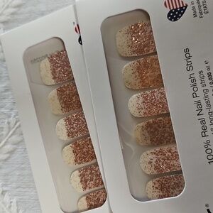 Color Street Set of 2 Coming Up Rose Gold